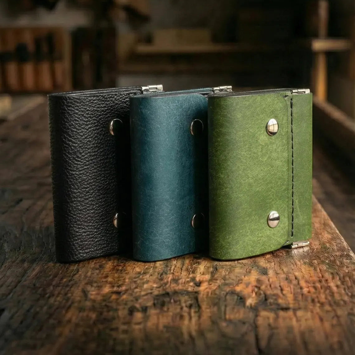Hugues® Green Leather Trifold Wallet – Coin, Card & Cash