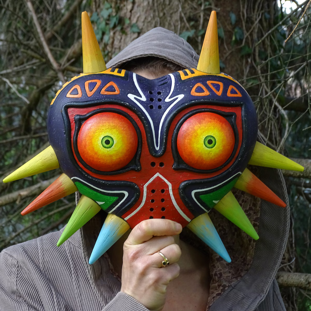 Wooden Majorae Mask