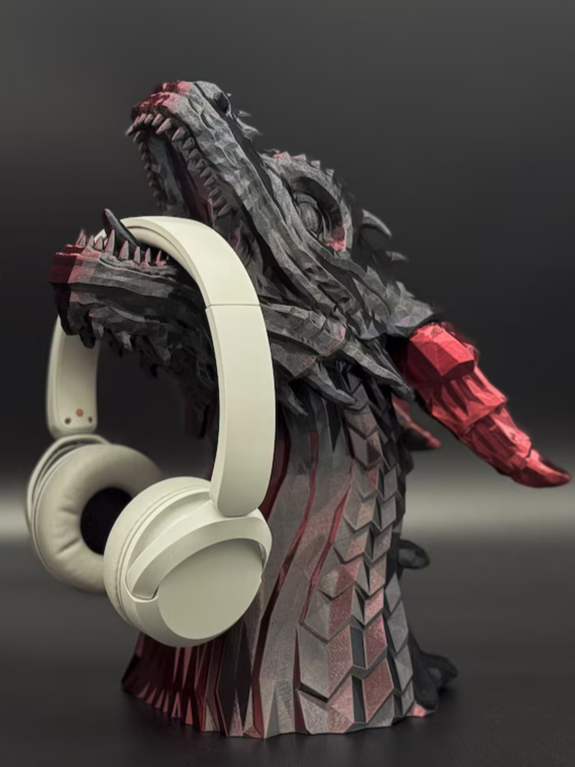 Dragon Headphones Stand